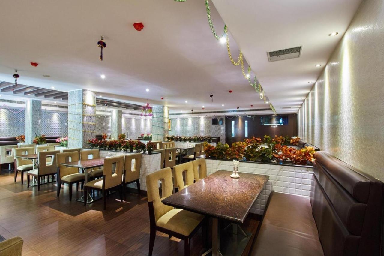 Krishna Residency Hotel Vijayawada Exterior photo